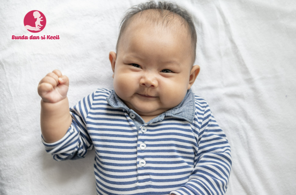 Kenapa Rambut Bayi Lama Tumbuh? Kenali Penyebab dan Solusinya, Bunda!